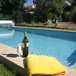 Le Petit Moliere Bed and breakfast Servian