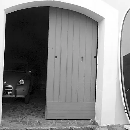 Le Petit Moliere D'hotes Et Servian