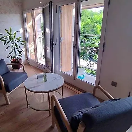 Le Petit Moliere D'hotes Et Bed & Breakfast 4*