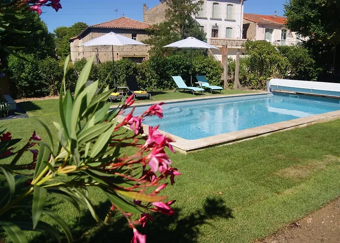 Le Petit Moliere D'hotes Oda ve Kahvaltı 3*