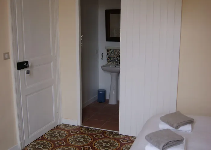 Le Petit Moliere D'hotes Servian