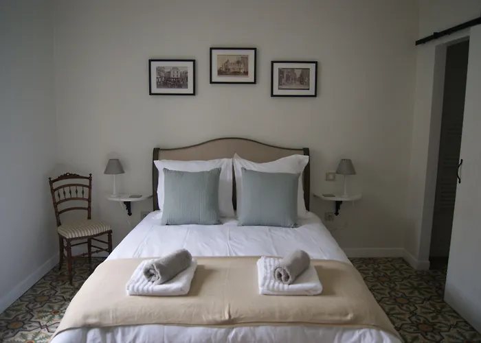 Oda ve Kahvaltı Le Petit Moliere D'hotes 3*