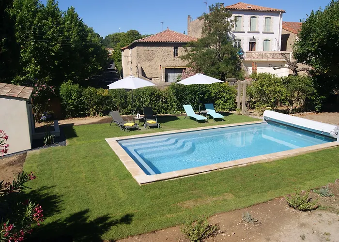 Le Petit Moliere D'hotes Oda ve Kahvaltı Servian